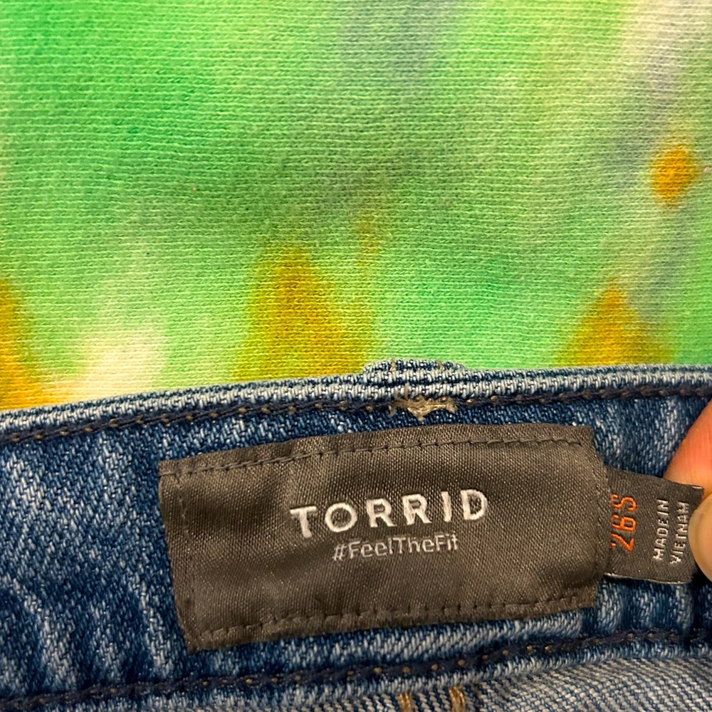 Torrid Bootcut Ripped Jeans - Picture 4 of 5